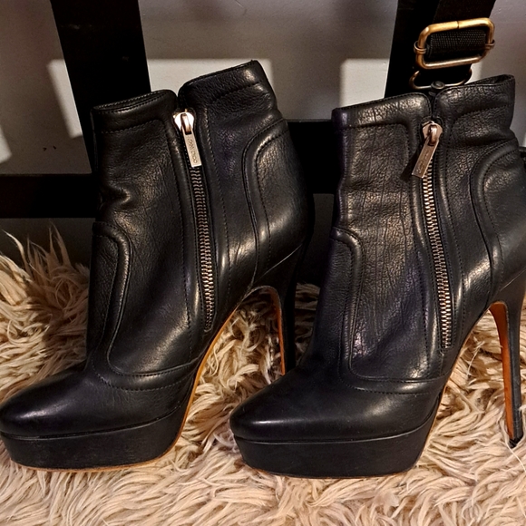 Size 6.5, Black Leather Jimmy Choo Stilhetto Boots - Picture 1 of 6